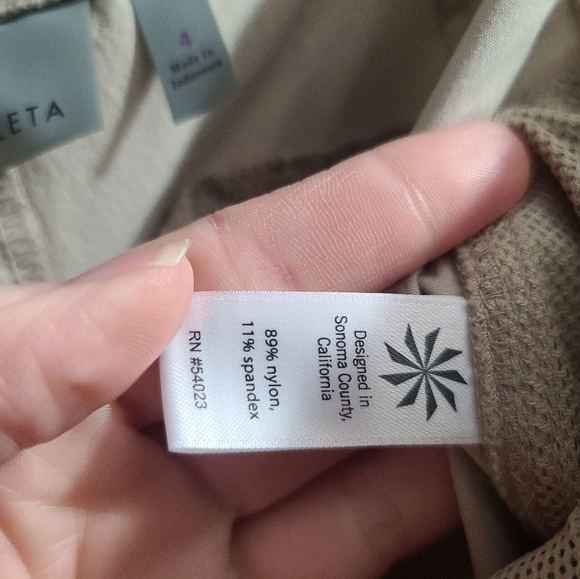 Athleta pants - Picture 7 of 9